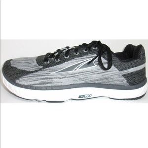 ALTRA Women's Escalante Running Shoes, Gray, 8